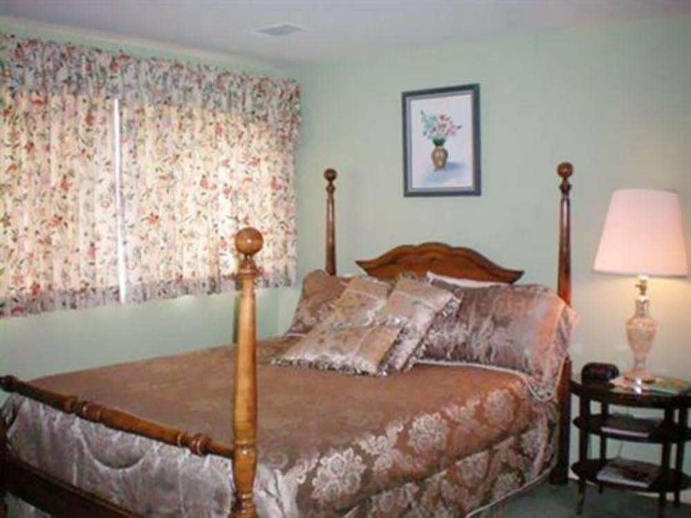 Montague Inn Saginaw Eksteriør billede
